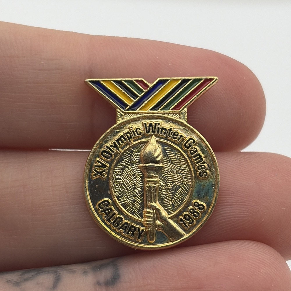 1988 Calgary Winter Olympics XV Games Gold Medal Lapel Hat Pin